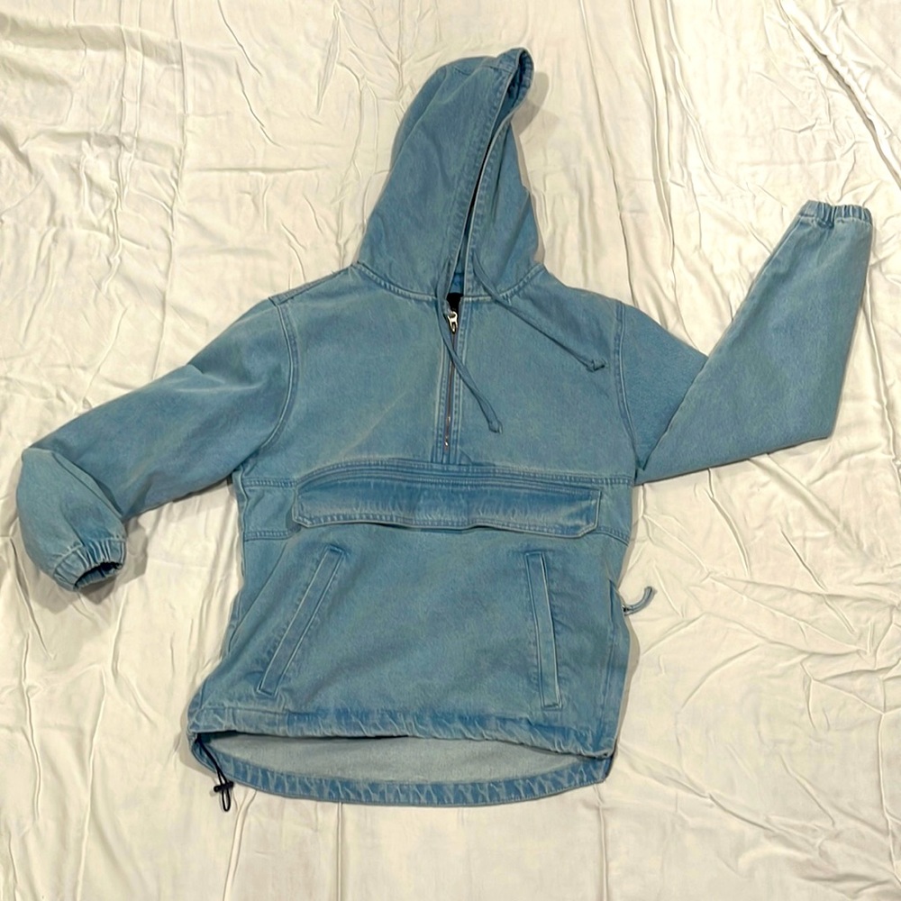 Denim hoodie top, size large, half zip